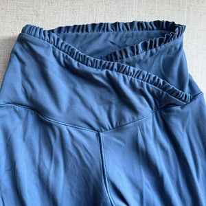 AERIE CROSSOVER LEGGINGS SIZE SMALL